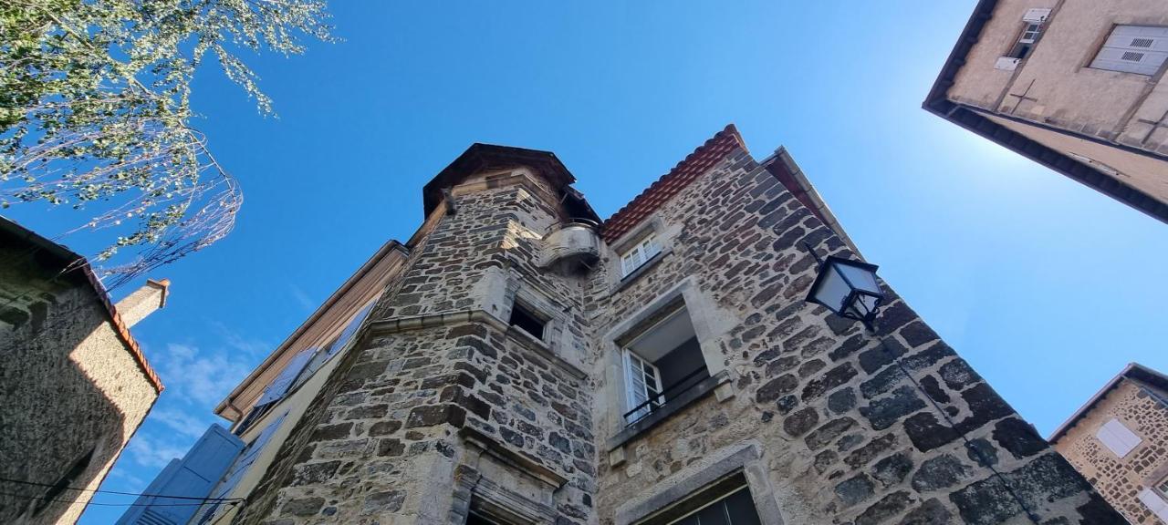 Maison Au Loup - Superbe Ancien Hotel Particulier Du Xvie Siecle Au Coeur De La Vieille Ville Du Puy Le Puy-en-Velay Εξωτερικό φωτογραφία
