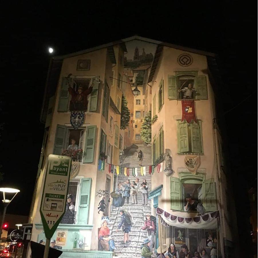 Maison Au Loup - Superbe Ancien Hotel Particulier Du Xvie Siecle Au Coeur De La Vieille Ville Du Puy Le Puy-en-Velay Εξωτερικό φωτογραφία