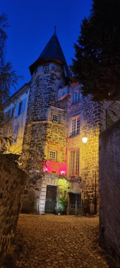 Maison Au Loup - Superbe Ancien Hotel Particulier Du Xvie Siecle Au Coeur De La Vieille Ville Du Puy Le Puy-en-Velay Εξωτερικό φωτογραφία